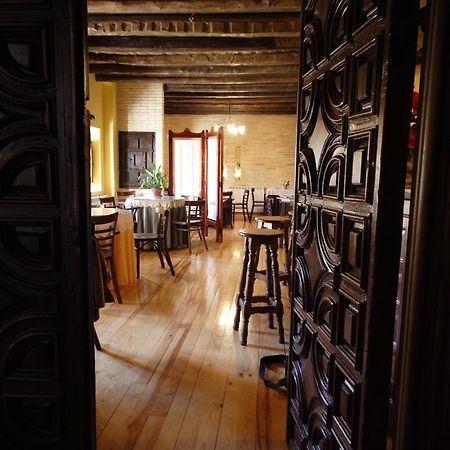 瓦莱罗酒店 Jarque de la Val 外观 照片